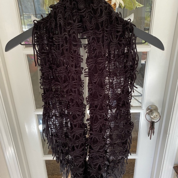 Pretty Black Knotted Infinity Scarf with Fringe Light Weight OS - Picture 1 of 7